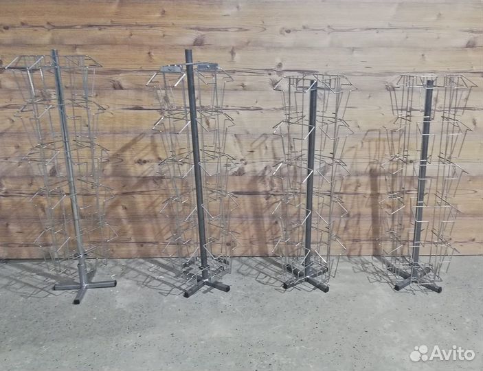 Буклетницы вращающиеся в наличии