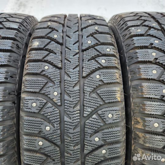 Bridgestone Ice Cruiser 7000S 185/60 R15 84T