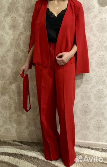 Костюм женский,S