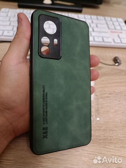 Магнитный чехол на Xiaomi 12