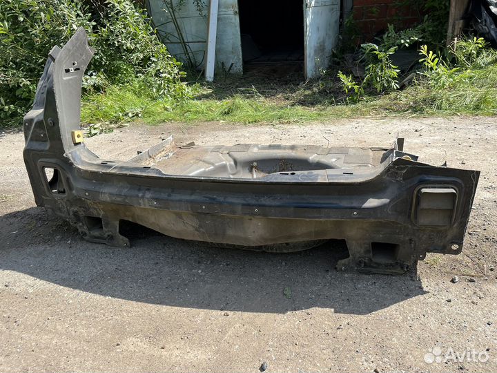 Задняя панель Ford Focus 3