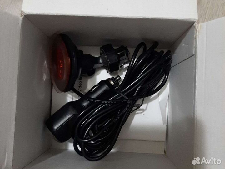 Регистратор navitel r200