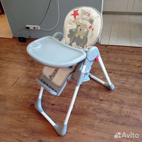Детский стульчик для кормления