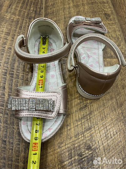 Босоножки для девочки