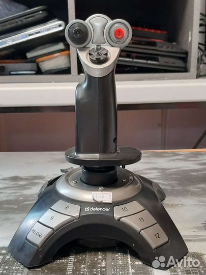 Джойстик defender cobra r4