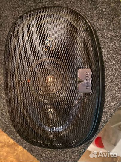 Задние колонки Kenwood