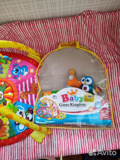 Развивающий коврик игрушки погремушки