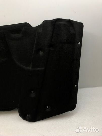 Шумоизоляция капота Bmw X5 E53 2005