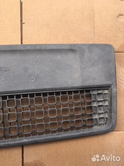 Решетка в бампер Ford Fusion (1806)