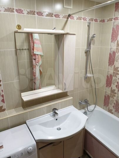 2-к. квартира, 62 м², 9/9 эт.