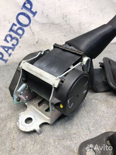 Ремень безоп зад лев Логан 2