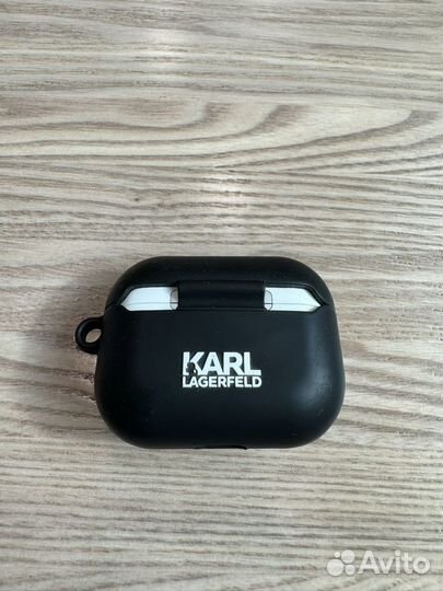 Чехол на airpods pro Karl Lagerfeld оригинал