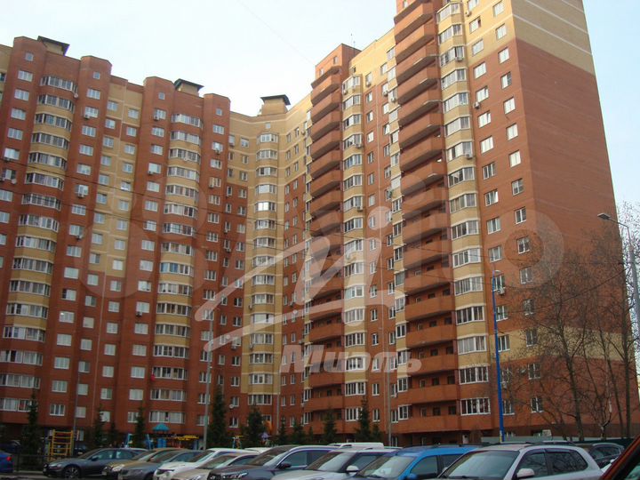 3-к. квартира, 87,3 м², 1/17 эт.