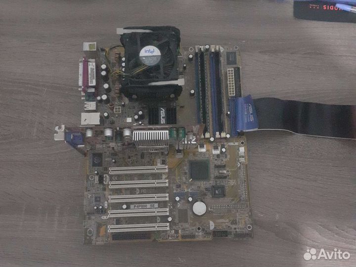 Материнская плата с процессором 775 сокет