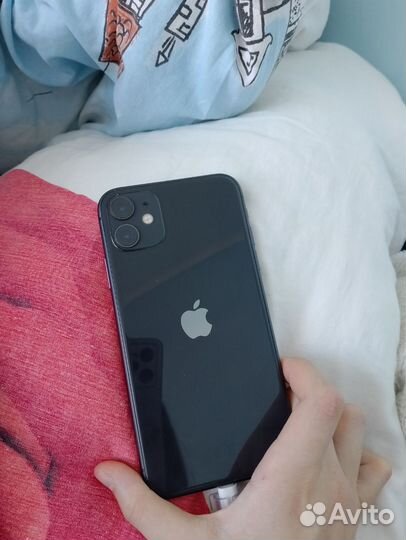 iPhone 11, 64 ГБ