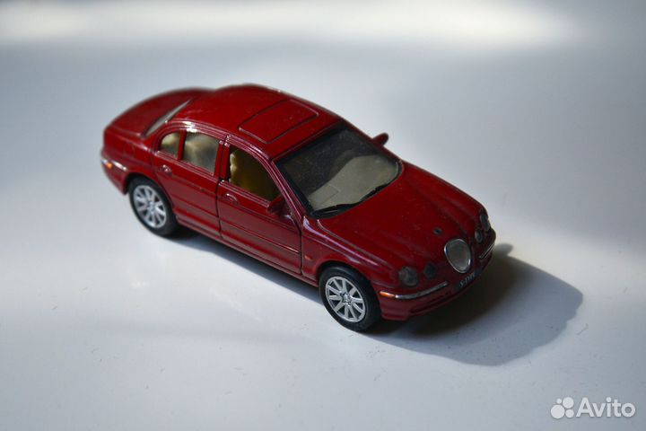 Модель Jaguar S type 1:24