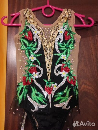 Купальник для художественной гимнастики