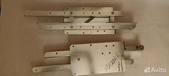 Отводка двери кабины 