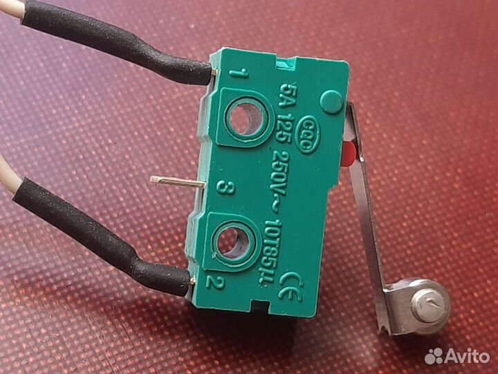 Микровыключатель