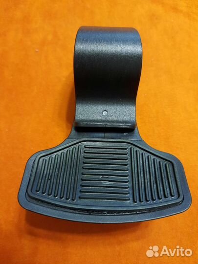 Держатель для телефона в машину