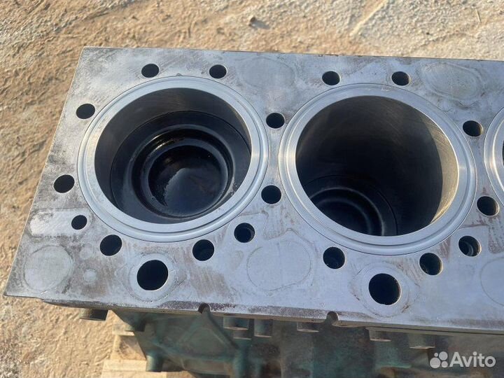 Шорт блок Volvo Fh4 D13C 2018