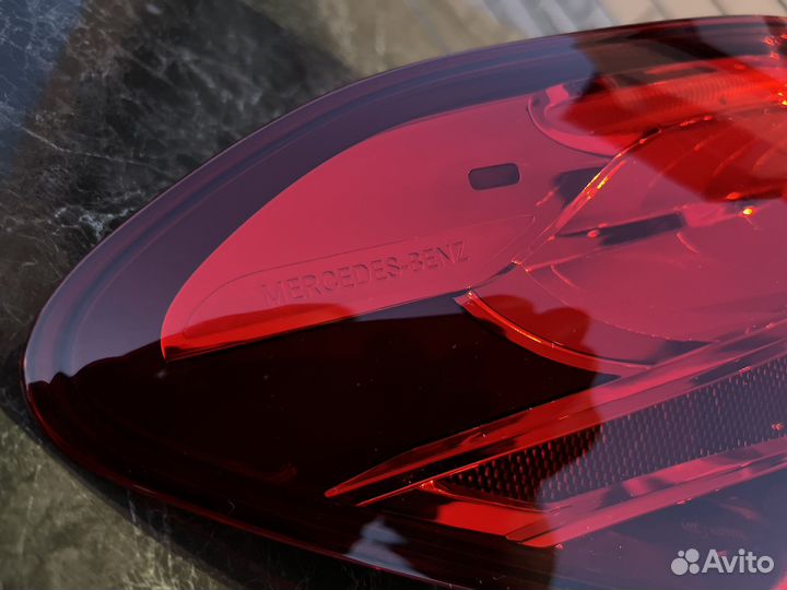 Фонарь задний левый W205