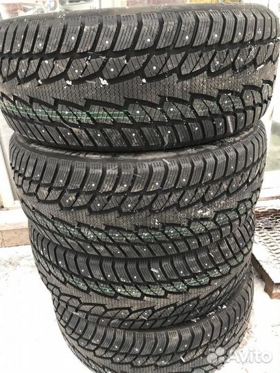 Шины 275/40R22 315/35R22 зима шипы на BMW X7 G07