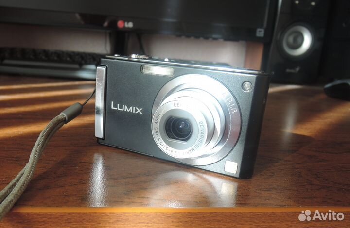 Продам фотоаппарат Panasonic Lumix DMC-FS3