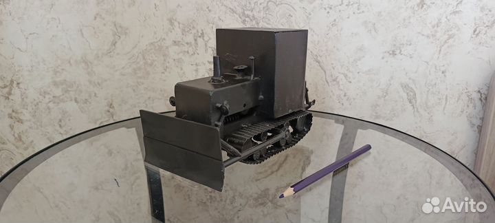 Трактор модель