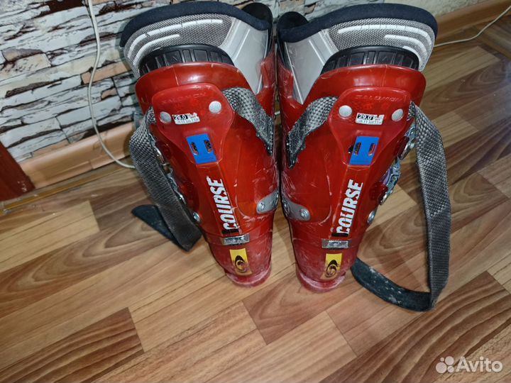 Горнолыжные ботинки Salomon