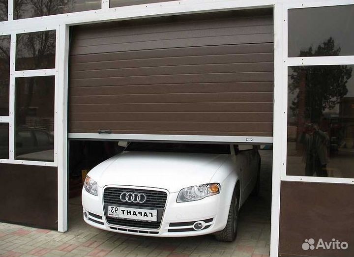 Секционные ворота