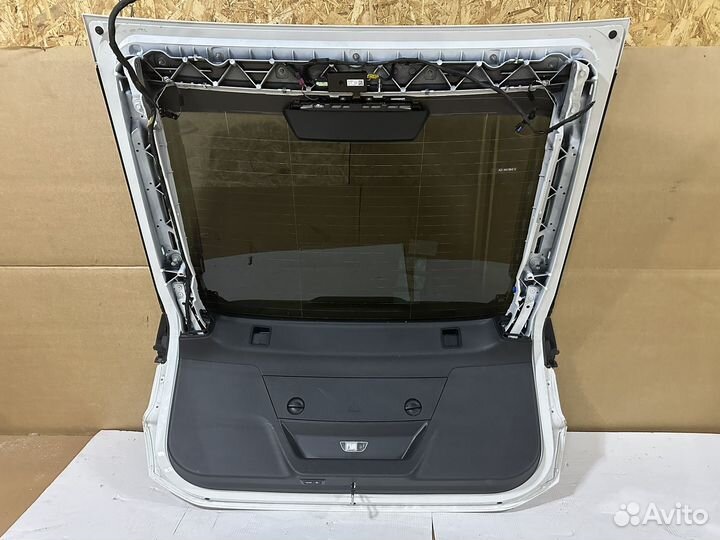 Крышка багажника на BMW G32