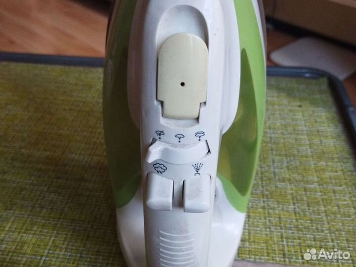 Утюг Panasonic NI-s3000TS