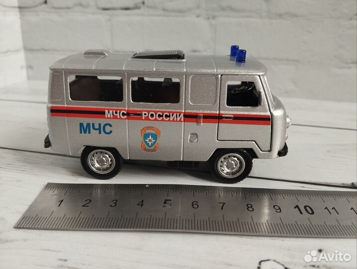 УАЗ 452 буханка мчс металлическая машинка