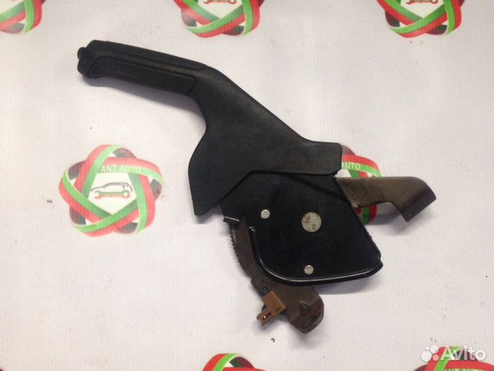 Toyota Land Cruiser J100 Рычаг ручника