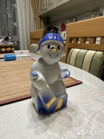 Бронзовая статуэтка ссср