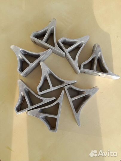 Для снегоболотахода Макс