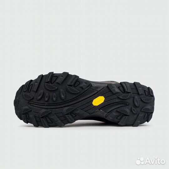 Columbia Trail Black