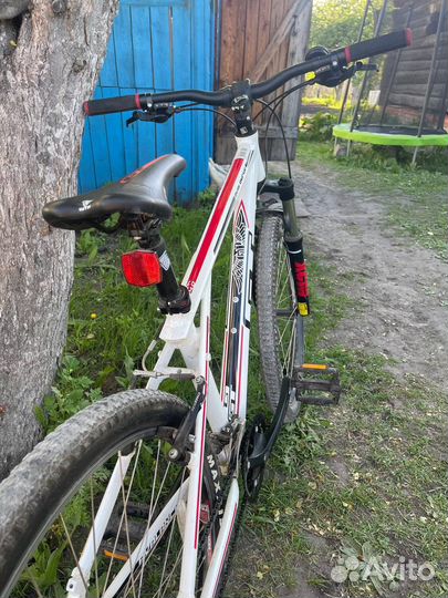 Велосипед gt avalanche 4.0