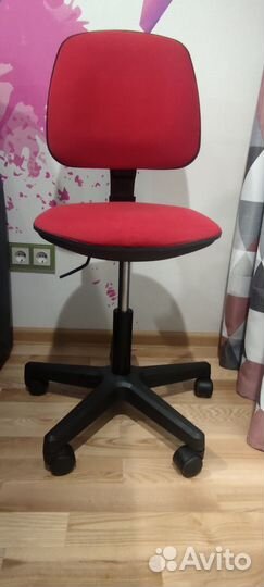 Компьютерное кресло