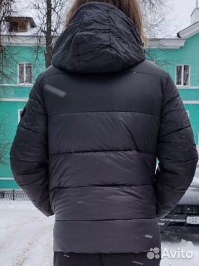 Куртака зимняя Moncler