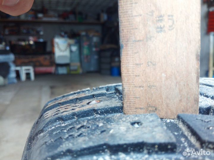 Kumho KC16 235/60 R18 107T