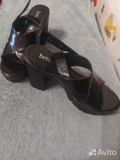Босоножки женские 37 размер