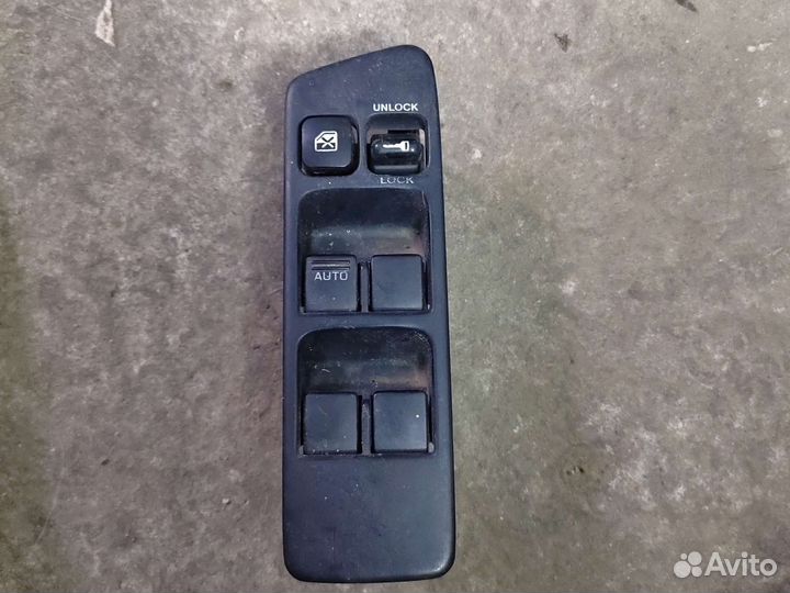 Блок управления стеклоподъёмниками Subaru Forester