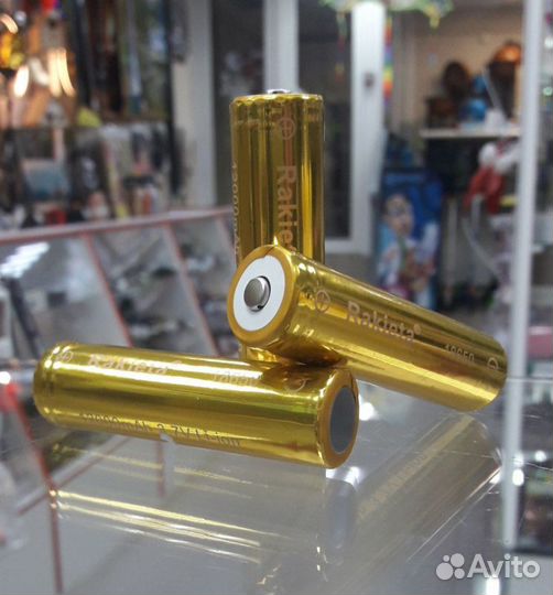 Аккумуляторная батарейка 18650 (желтая)