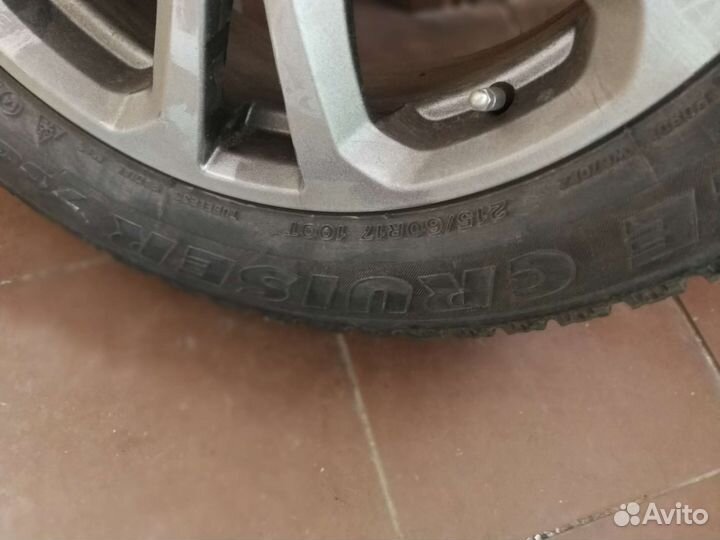 R17 Bridgestone Ice Cruiser 7000 215/60, PCD 5x110 DIA 17