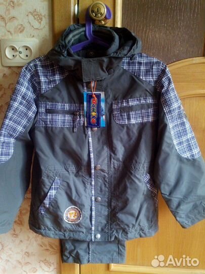 Новый осенний костюм на мальчика размер 128
