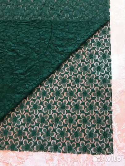Отрез гипюра, цвет зелёный 140*140 см
