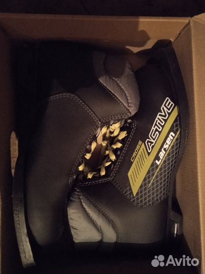 Ботинки лыжные