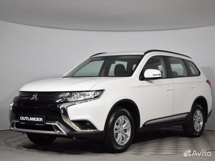 Mitsubishi Outlander 2.0 CVT, 2022
